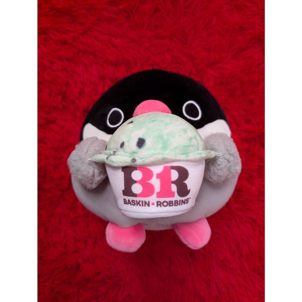 Zuru Snackles Series 2 Penelope Penguin Baskin Robbins Plush Stuffed Animal